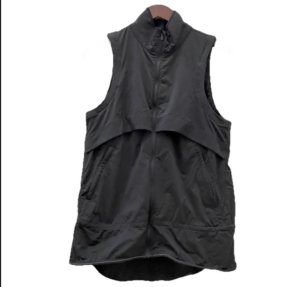 LULULEMON Black Kicking Asphalt Vest Size 8